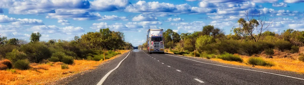 Saiba economizar combustível em viagens longas com veículos da frota.